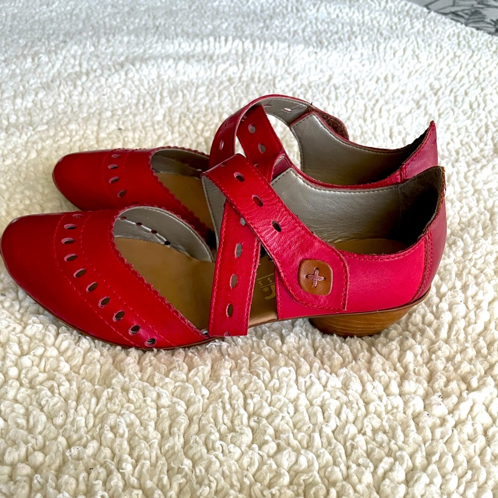 Red shoes